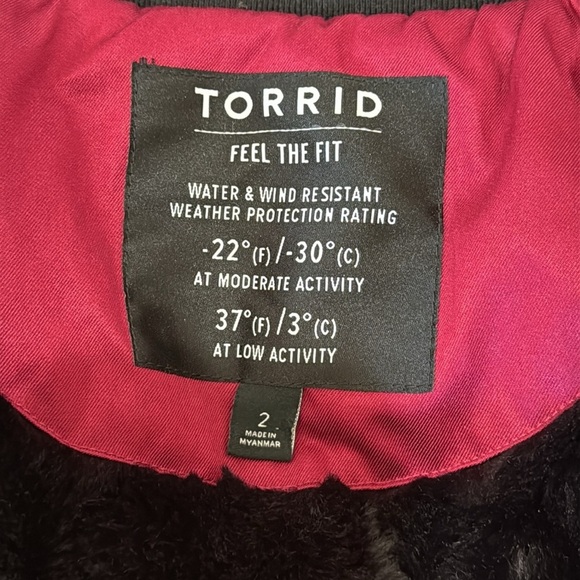 Torrid Feel The Fit Water Resistant Active Black Puffer Jacket Size 2X - Picture 8 of 10